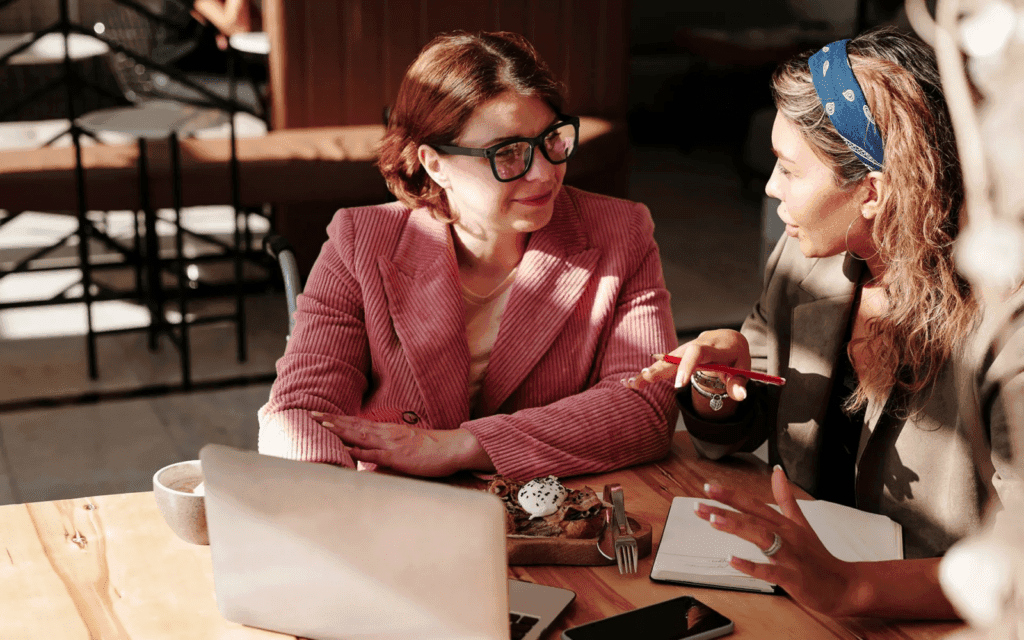 Decorative cover image for Top 3 Legal Mistakes info sheet.